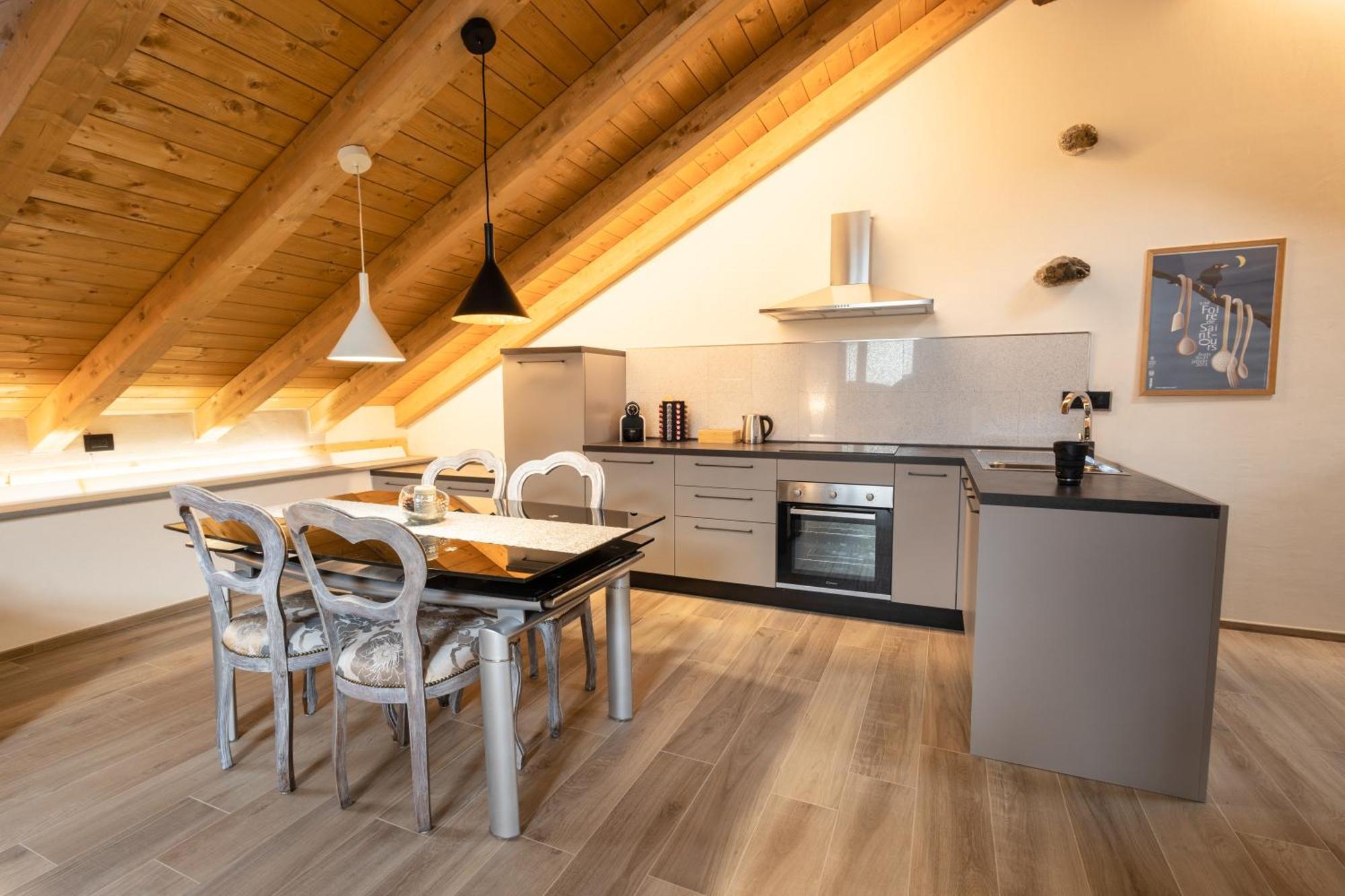 Maison Aubert In Centro Storico Aosta Kültér fotó